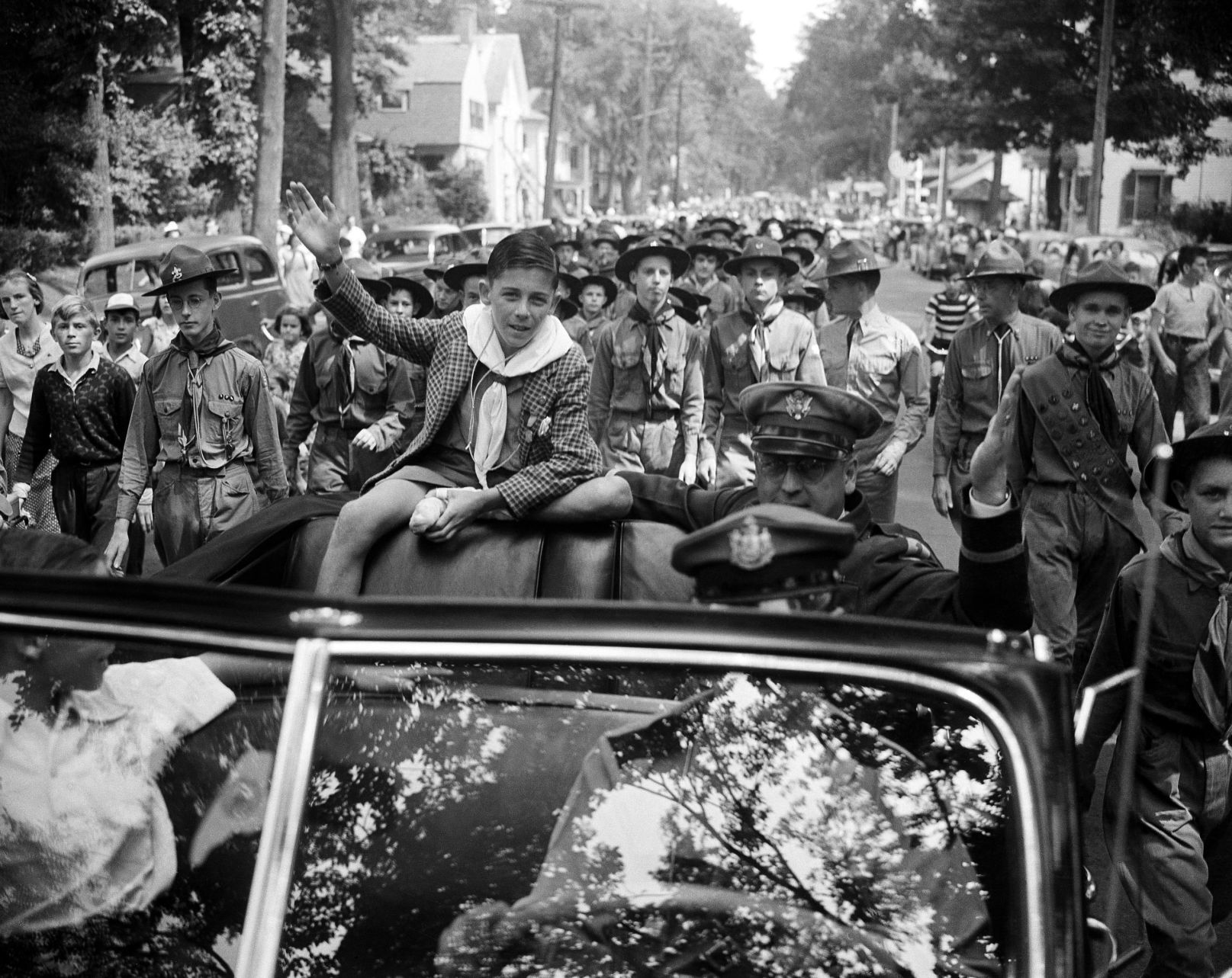 1939: Parade